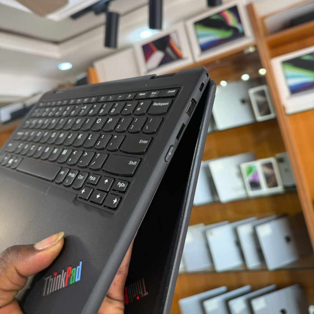 Lenovo ThinkPad 11e / 8 GB RAM / 256 SSD / Touchscreen / X360