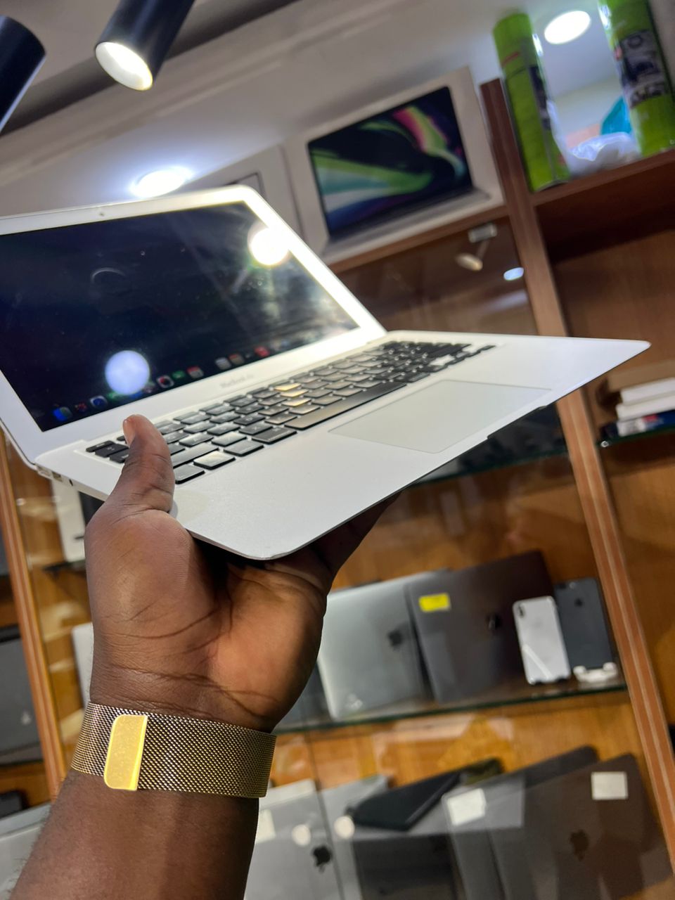 2014 MAcBook Air Price In Ghana