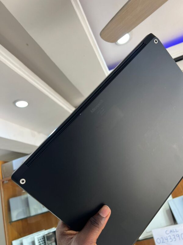Microsoft Surface Laptop 4 (15") - Intel Core i7, 32GB RAM, 1TB SSD - Image 3